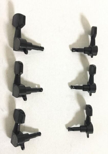 CREMONIA MH-E001BK ELEKTRO GİTAR KULAĞI, SİYAH (3 SAĞ-3 SOL)