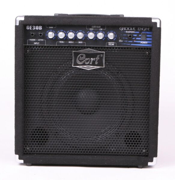 CORT GE30B BASS GİTAR AMFİSİ, 30 W