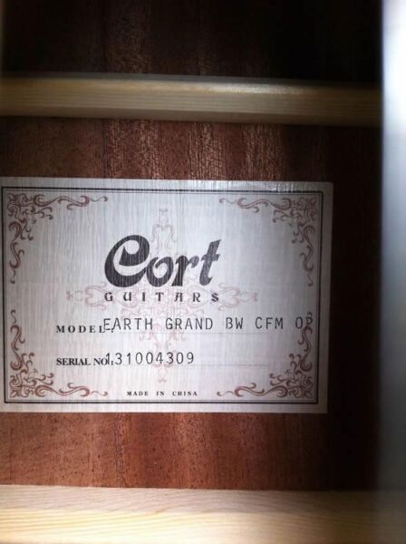 CORT EARTHGRAND BW CFM OP ELEKTRO AKUSTİK GİTAR, ÇANTALI, CUTAWAY
